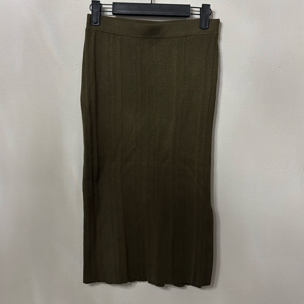 NWT Vero Moda ASOS Willow Skirt in Dark Olive